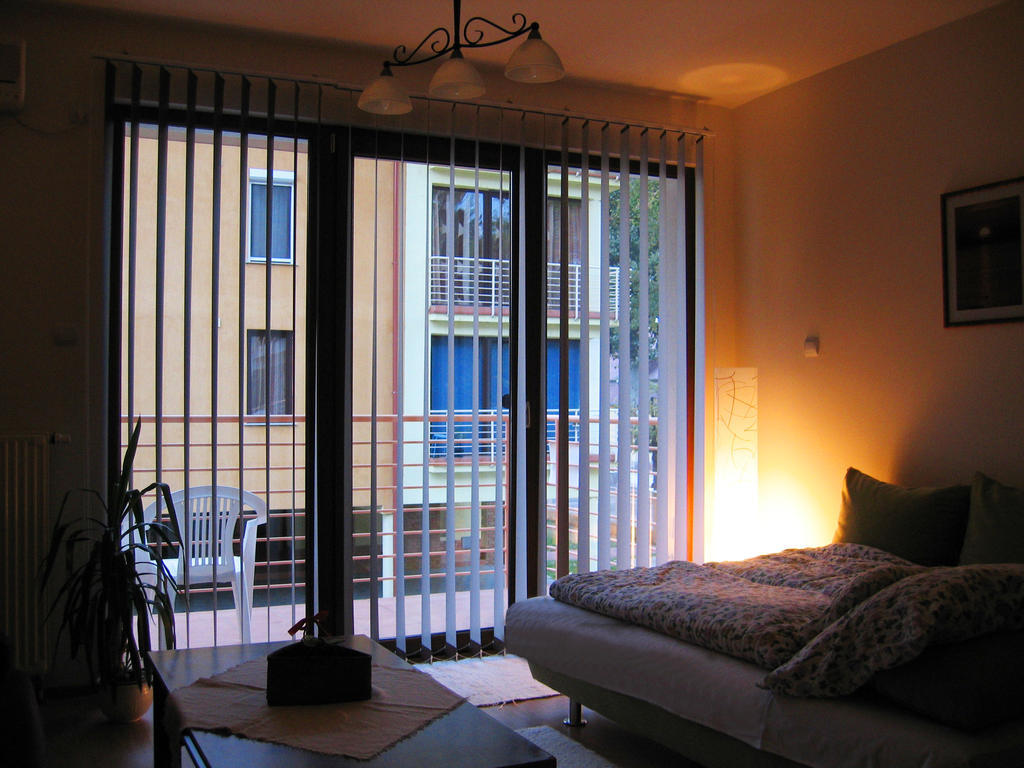 Mandarin Wellness Apartman Шиофок Номер фото