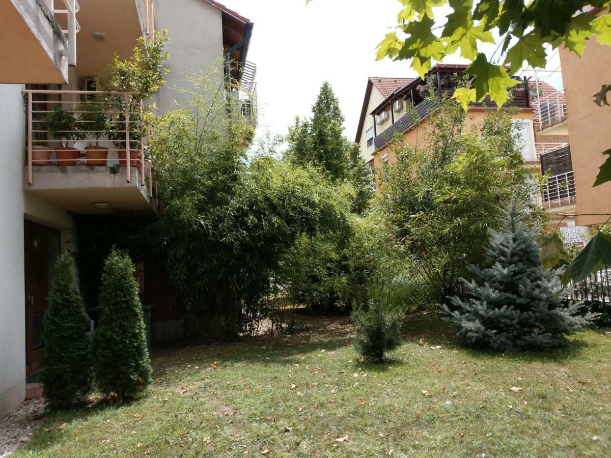 Mandarin Wellness Apartman Шиофок Экстерьер фото